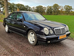 Mercedes-Benz E-klasse - 200 Avantgarde Sedan ( 1e Eigenaar )