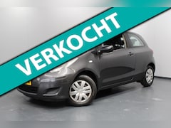 Toyota Yaris - 1.0 VVTi Acces / Airco / Nwe APK / Elektr ramen