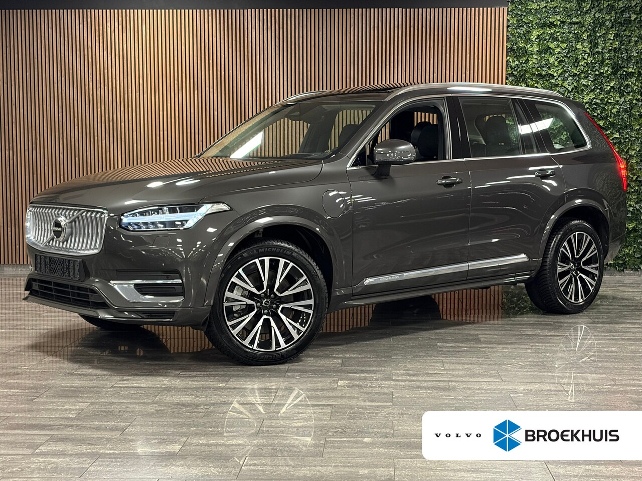 Volvo XC90 - T8 AWD Recharge Ultra Bright | Stoelventilatie | All Season Banden | Head-Up Display | 455 - AutoWereld.nl