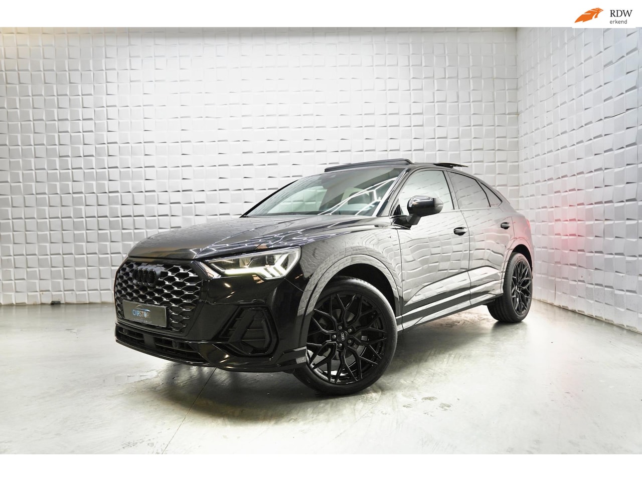 Audi Q3 Sportback - 35 TFSI 3x S LINE PANO VIRTUAL MATRIX LEER - AutoWereld.nl