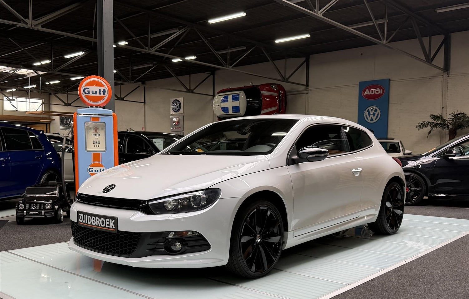 Volkswagen Scirocco - 2.0 TSI Uniek! Maxton! Clima! R-Look! - AutoWereld.nl