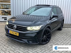 Volkswagen Tiguan - 1.4 TSI eHybrid R-Line Business+ 245pk | Panorama dak | Camera achter | Black syle pakket