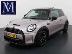 MINI Cooper S - 2.0 Yours 178pk Facelift | Stuur- & stoelverwarming | Camera | Panoramadak | Adaptive Crui