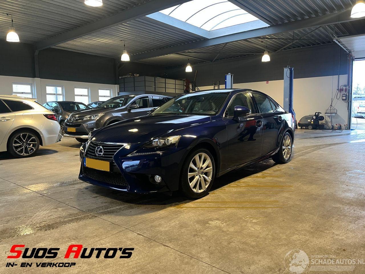 Lexus IS - 300H Edition NAP! - AutoWereld.nl