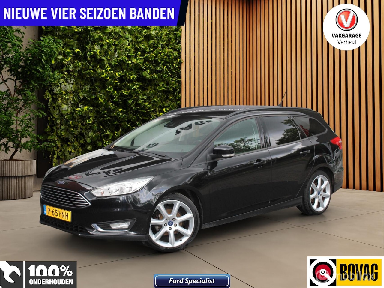 Ford Focus Wagon - 1.0 Titanium Edition|125Pk|Trekhaak|Navi - AutoWereld.nl