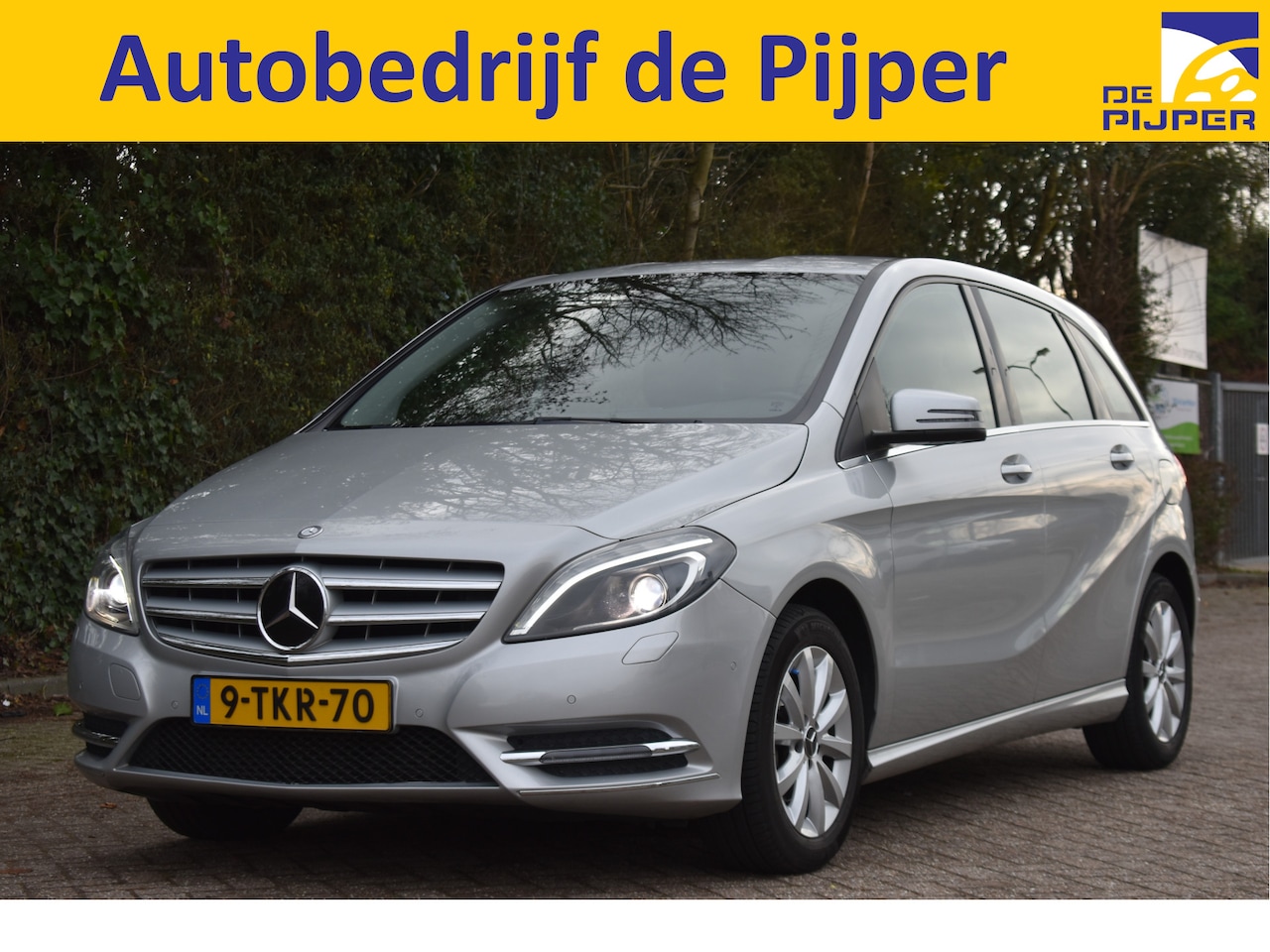 Mercedes-Benz B-klasse - 180 Prestige | NL-Auto | Leder | Stoelverwarming | Trekhaak | Navi | Bluetooth | Xenon | P - AutoWereld.nl