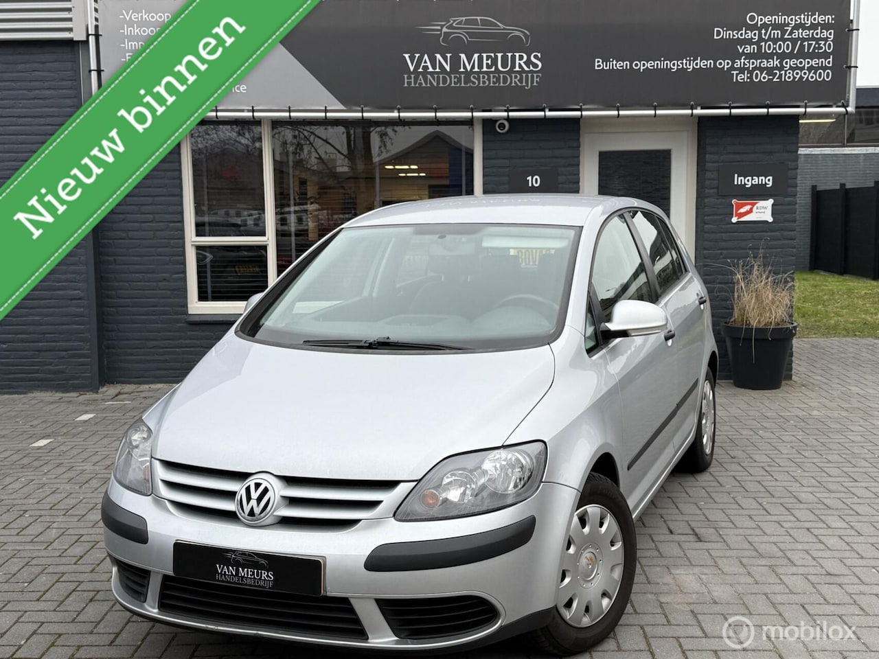 Volkswagen Golf - 1.6 FSI Comfortline 1.6 FSI Comfortline, airco, trekhaak, apk bij aflevering - AutoWereld.nl