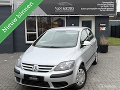 Volkswagen Golf - 1.6 FSI Comfortline, airco, trekhaak, apk 02-2027