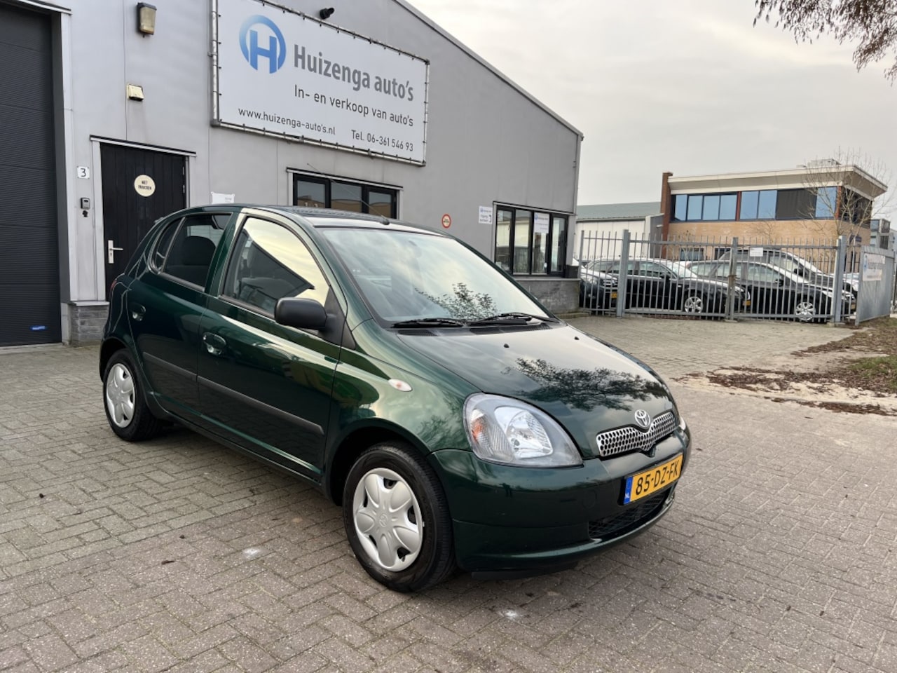 Toyota Yaris - 1.3-16V VVT-i Sol 1.3-16V VVT-i Sol |5DRS | - AutoWereld.nl
