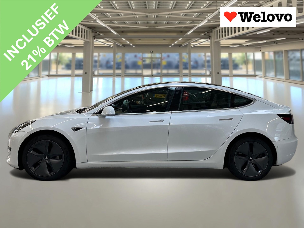 Tesla Model 3 - Standard RWD Plus 60 kWh PanoDak, leder..Soh 91.2 % - AutoWereld.nl