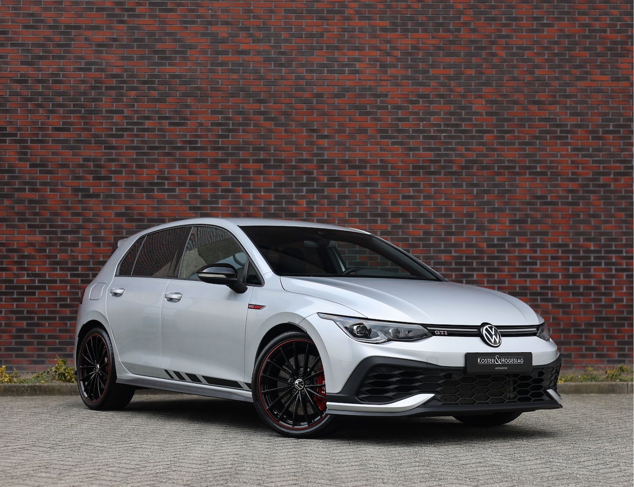 Volkswagen Golf - 2.0 TSI GTI | Clubsport - Black Style - 19" Scottsdale - AutoWereld.nl