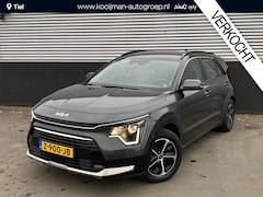 Kia Niro - 1.6 GDi Hybrid DynamicLine Trekhaak, navigatie Apple CarPlay/Android Auto, NL-AUTO parkeer