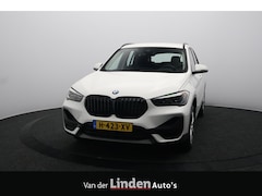 BMW X1 - sDrive18i Executive Edition | Trekhaak | Head-up Display | Led | DAB
