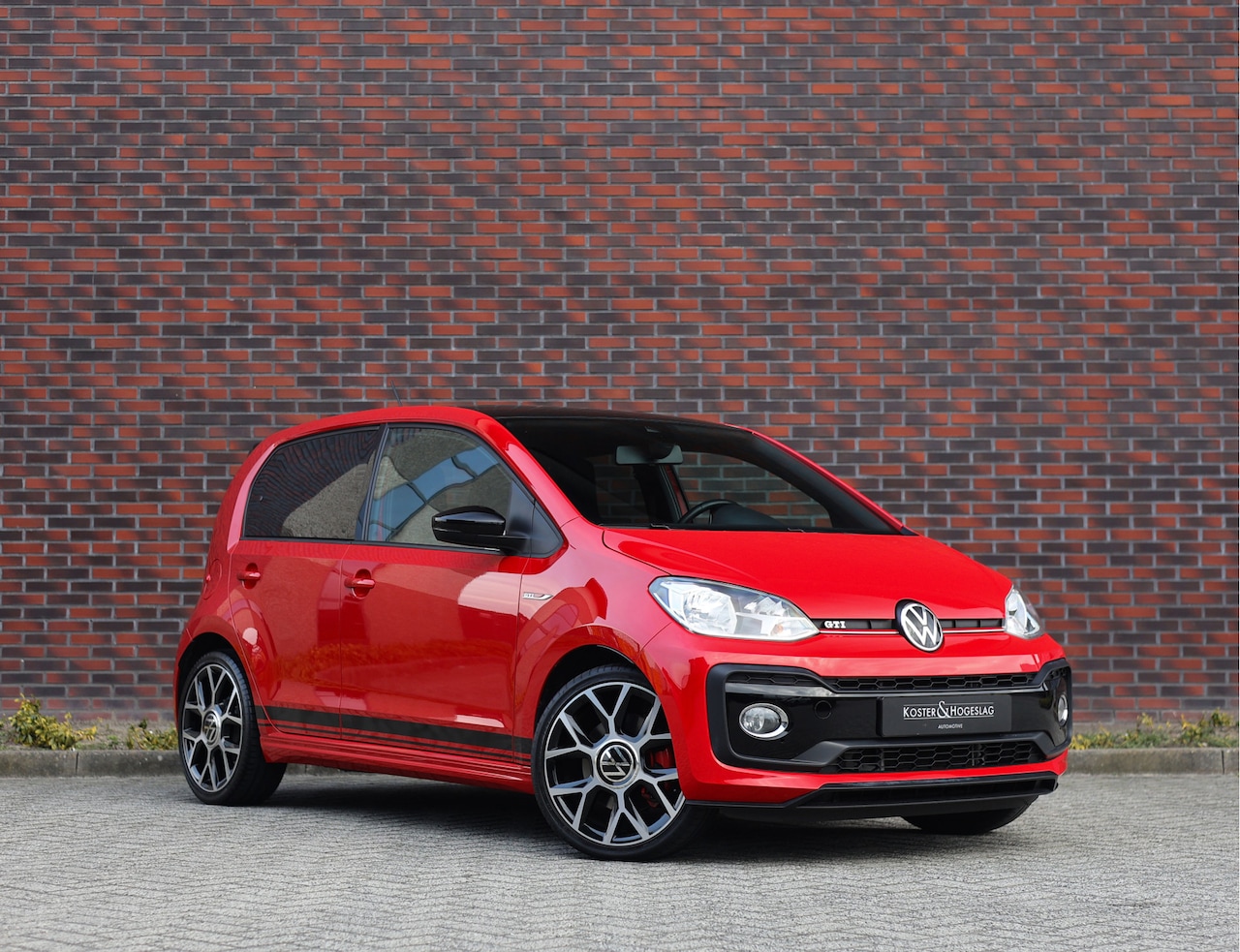 Volkswagen Up! - 1.0 TSI GTI | Beats - Camera - Stoelverwarming - AutoWereld.nl