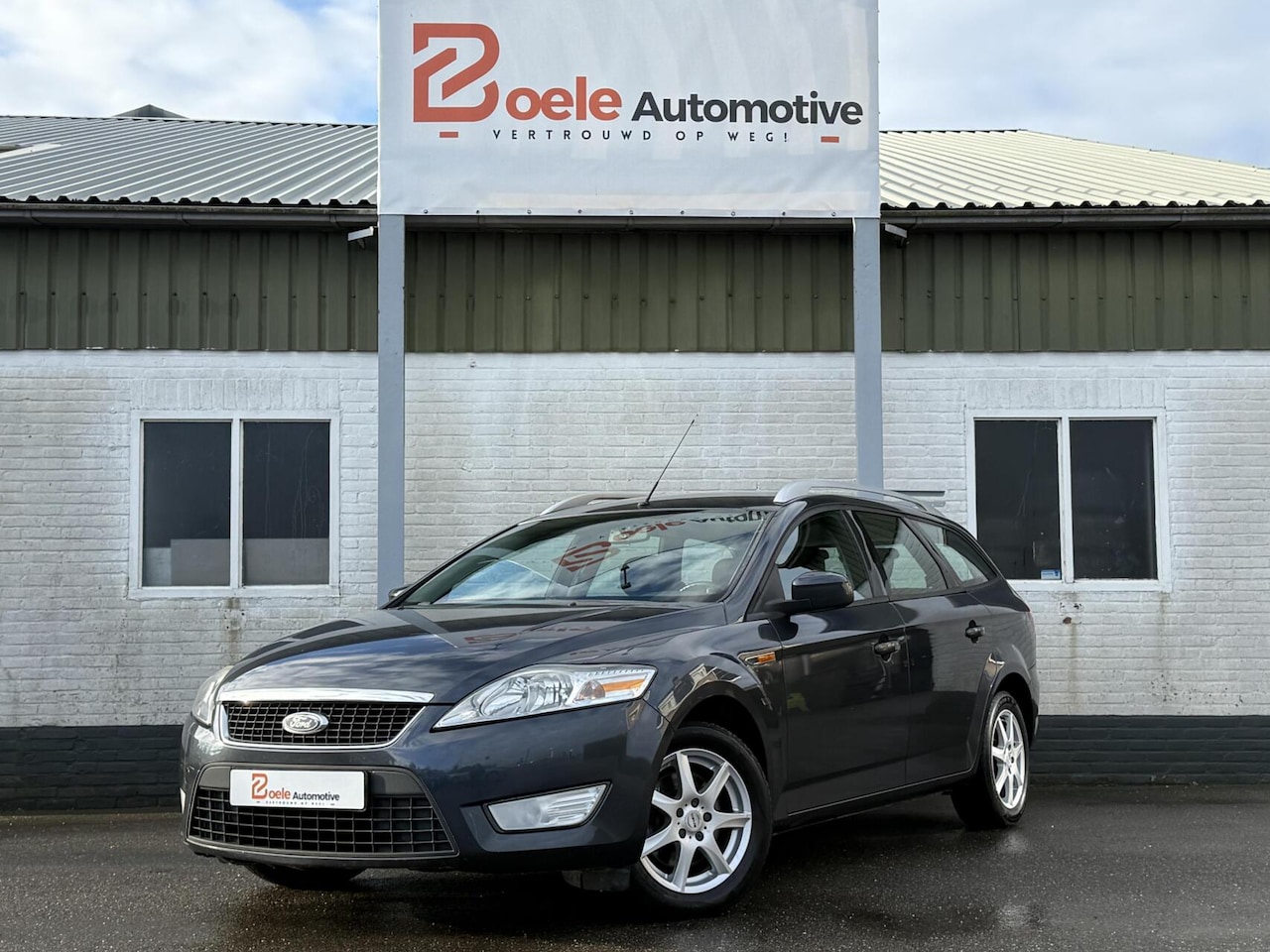 Ford Mondeo Wagon - 1.6-16V Ghia / Nieuwe APK / Distributie V.V. - AutoWereld.nl