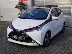 Toyota Aygo - 1.0 VVT-i x-wave Cabriodak, Cruise control, Navi, Camera, Parkeersensor, etc, etc