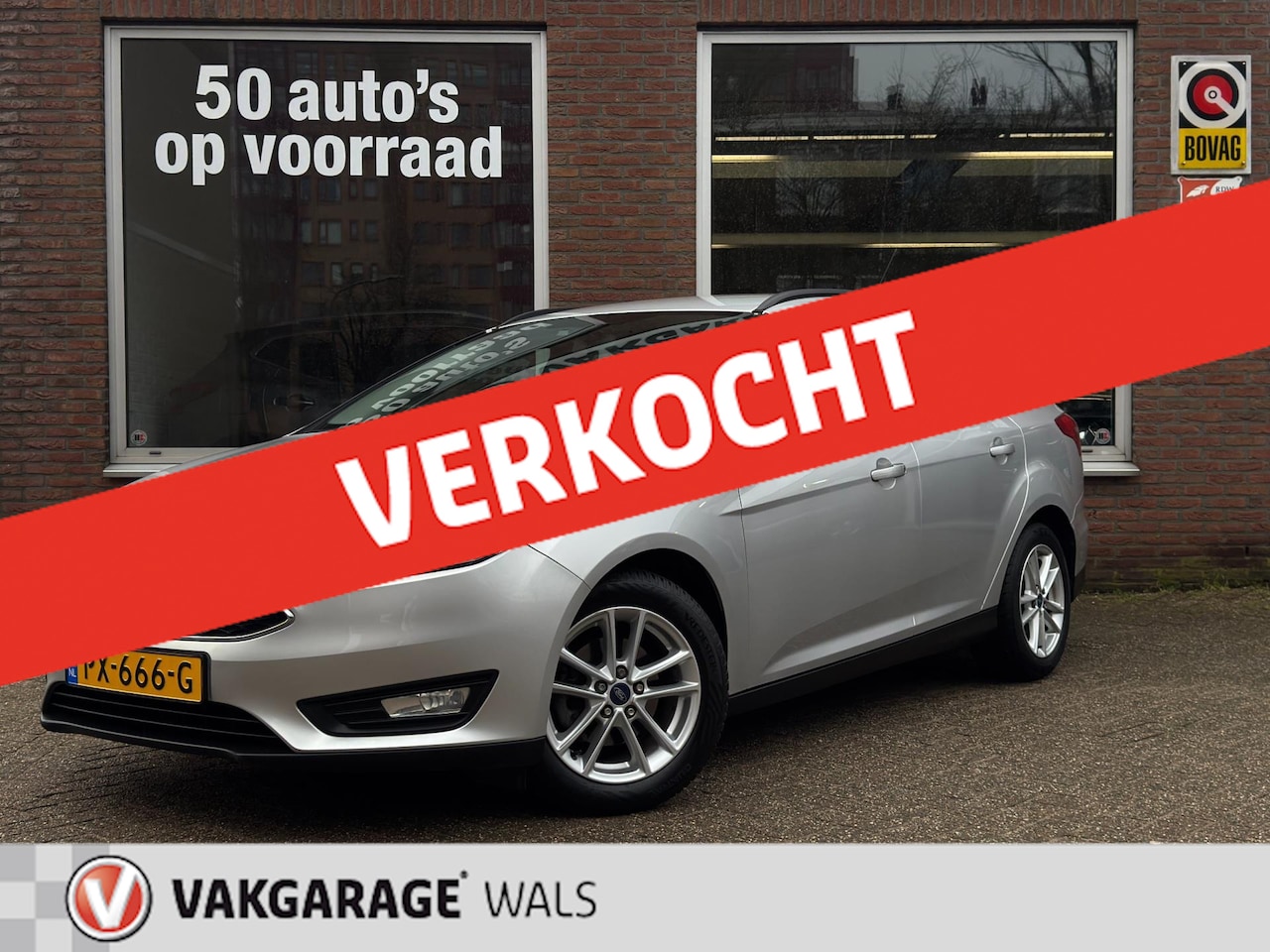 Ford Focus Wagon - 1.0 Lease Edition | Airco | Navi | Carplay | Cruise | Trekhaak - AutoWereld.nl