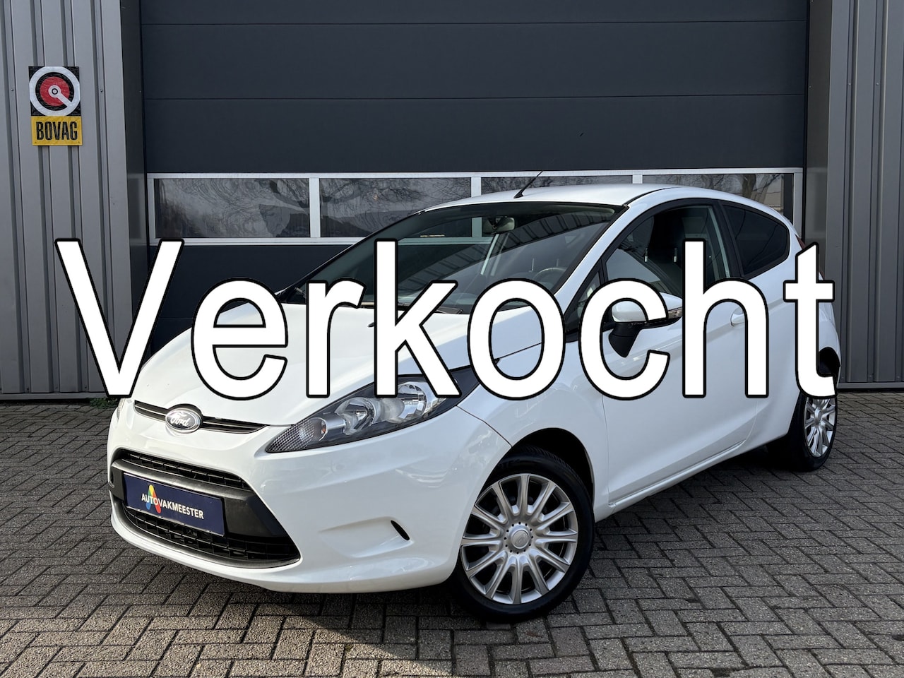 Ford Fiesta - 1.25 Limited | Airco | All Season | Nieuwe Distributie | Interesse? Bel of App naar: 06 30 - AutoWereld.nl