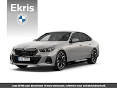 BMW 5-serie - 530e M Sport Edition | M Sportpakket Pro | Innovation Pack | Travel Pack | Panoramadak