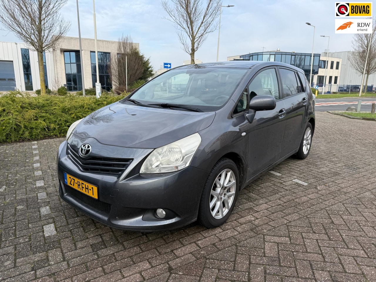 Toyota Verso - 1.8 VVT-i Dynamic cruise control airco trekhaak camera nieuwe apk - AutoWereld.nl