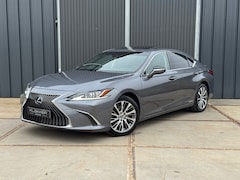 Lexus ES - 300h Luxury Line Dealer ondh.|Safety Pack|Schuifdak