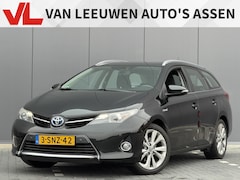 Toyota Auris Touring Sports - 1.8 Hybrid Executive | Goed onderhouden | Navi | RIJKLAAR