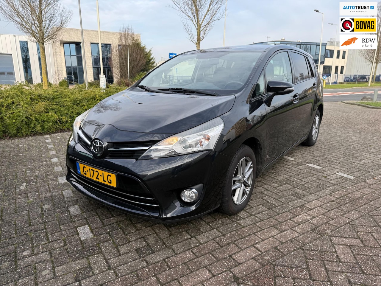 Toyota Verso - 1.8 VVT-i panoramadak Nieuwe APK - AutoWereld.nl