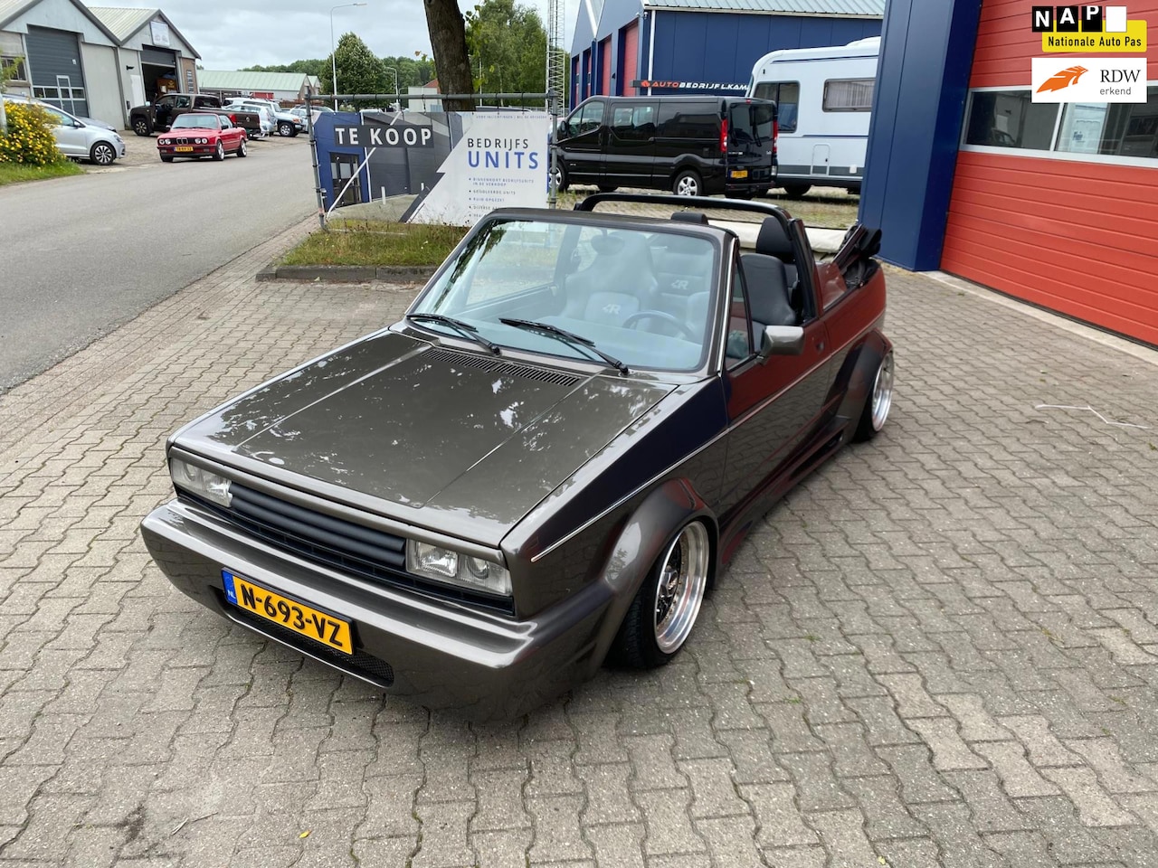 Volkswagen Golf - 1.8 BBS WIDE BODY AIRRIDE - AutoWereld.nl