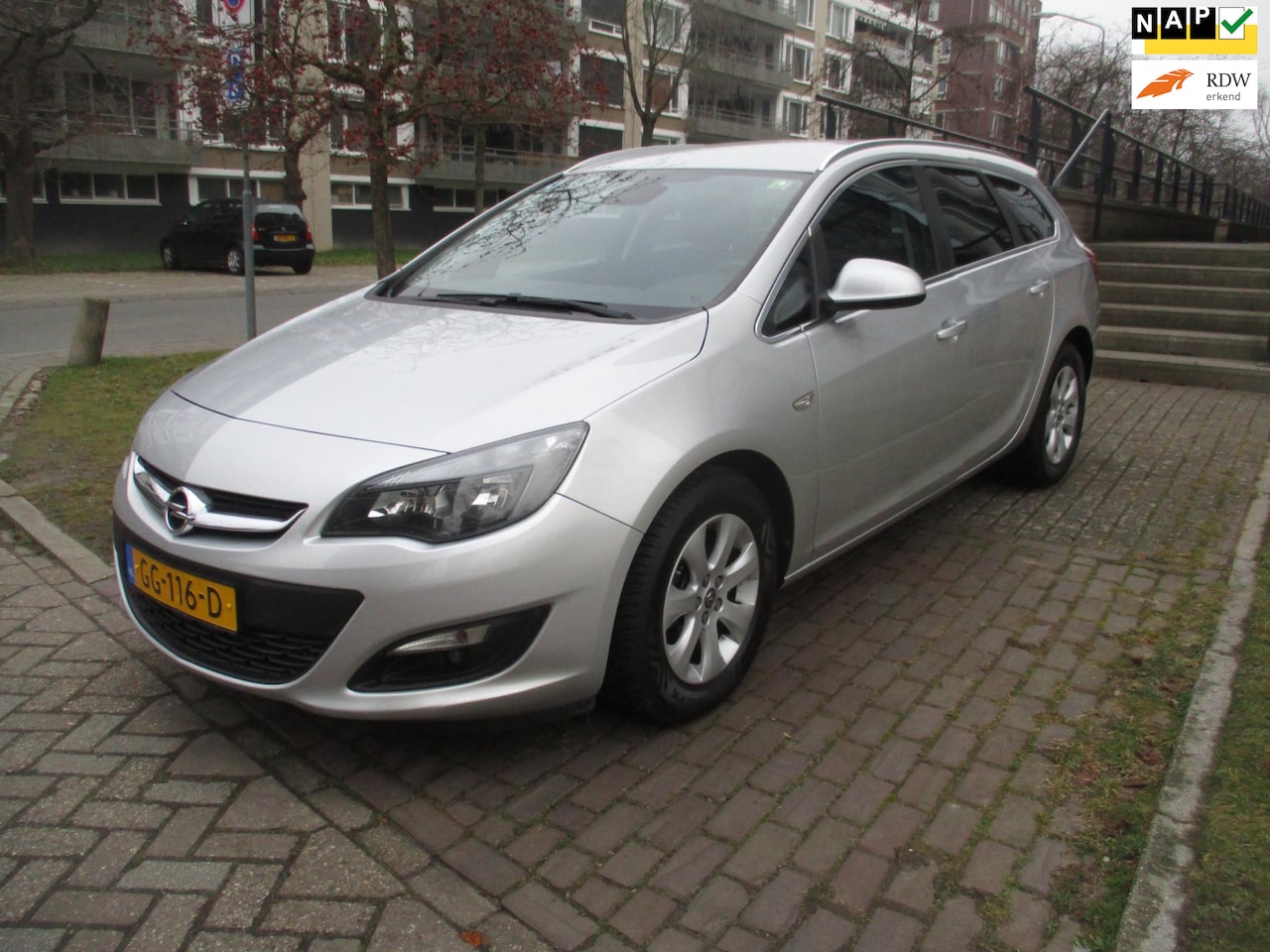 Opel Astra Sports Tourer - 1.4 Turbo Blitz 1.4 Turbo Blitz - AutoWereld.nl