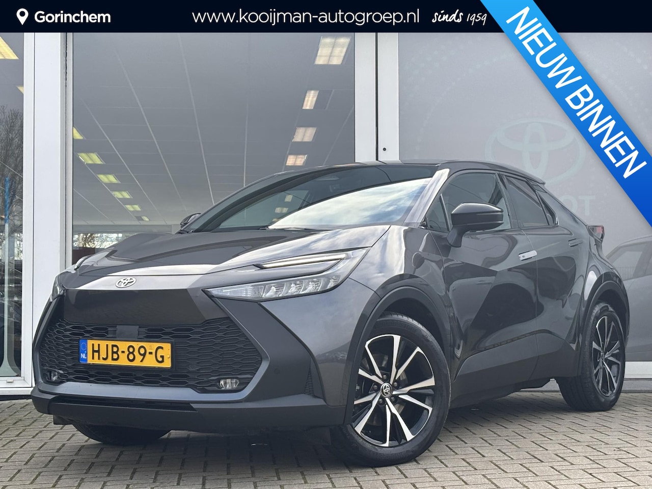 Toyota C-HR - 2.0 Plug-in Hybrid 220 Dynamic | Apple Carplay/Android auto | Stoel en stuurverwarming | B - AutoWereld.nl