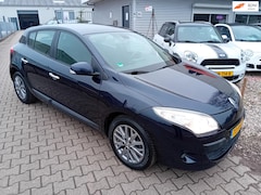 Renault Mégane - 1.4 TCE 5 DEURS CLIMA, TREKHAAK APK 11-2026