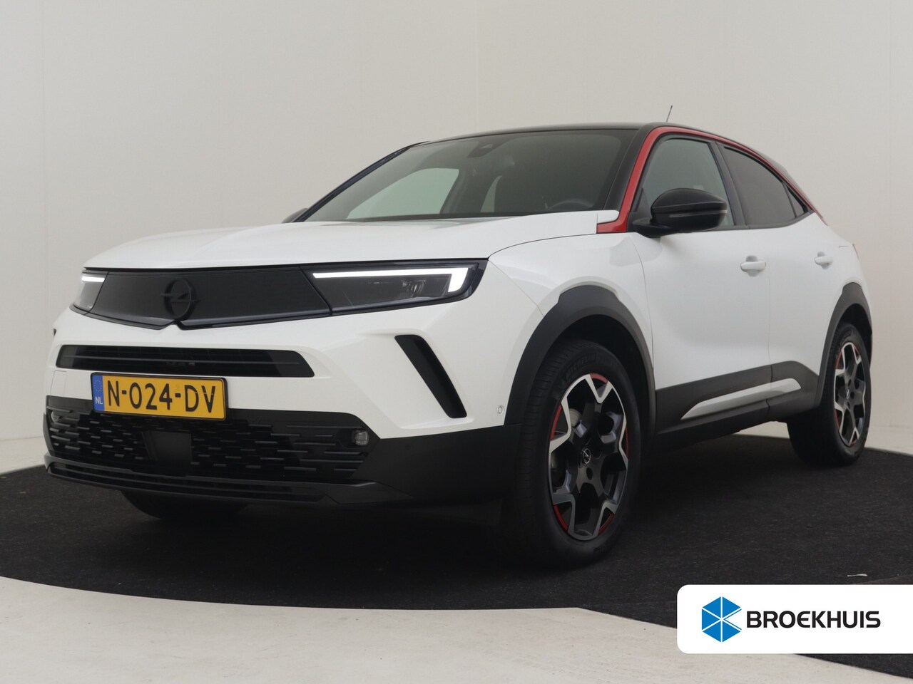 Opel Mokka - 1.2 Turbo GS Line 130pk | Dodehoek detectie | Navigatie | Adaptief cruise control | Camera - AutoWereld.nl