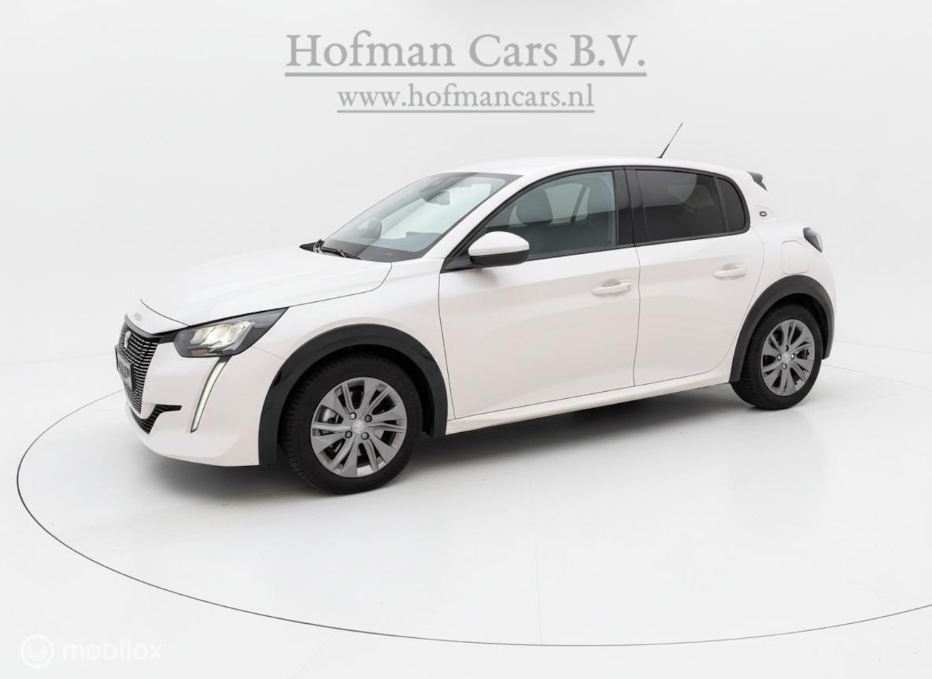 Peugeot e-208 - | SOH 89%|EV Allure Pack | 50 kWh | 4-Season | NAP - AutoWereld.nl