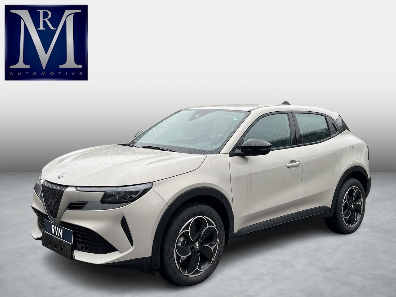 Alfa Romeo Junior - Elettrica 54 kWh 15.000KM!! | FABRIEKSGARANTIE | APPLE CARPLAY| ANDROID AUTO| UNIEKE KLEUR - AutoWereld.nl