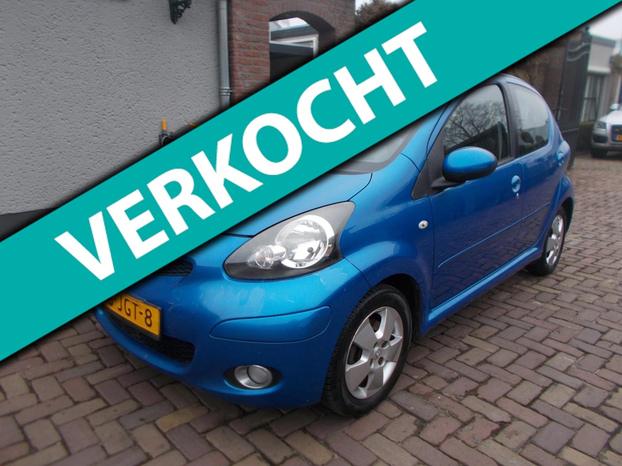 Toyota Aygo - 1.0-12V Dynamic Blue airco 5drs apk 4-3-2027 - AutoWereld.nl