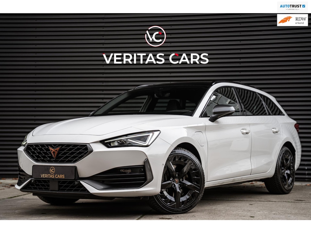 CUPRA Leon Sportstourer - ST 1.4 e-Hybrid 245PK|BTW|Camera|Carplay|Drive Profile|ACC|Stoelverw|Sfeer e.o. - AutoWereld.nl