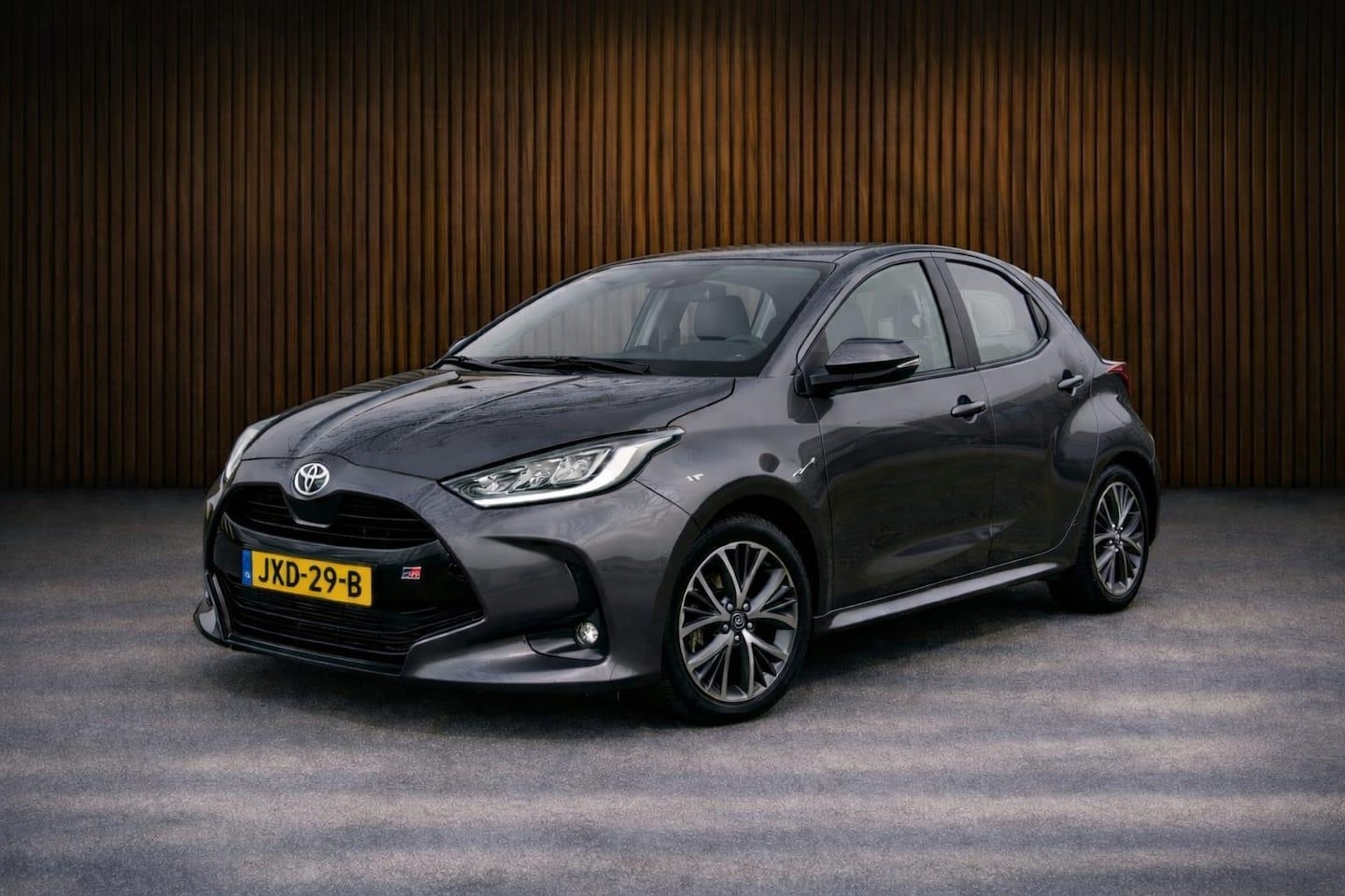 Toyota Yaris - 1.5 Hybrid 130 Launch Edition GR-Sport uitgevoerd - AutoWereld.nl