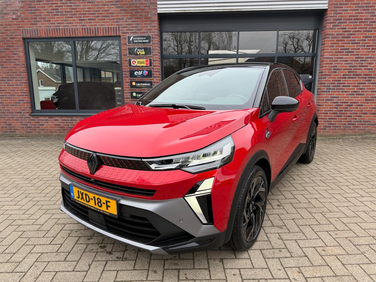 Renault Captur - 1.6 E-Tech full hybrid 145 esprit Alpine all season rijklaar - AutoWereld.nl