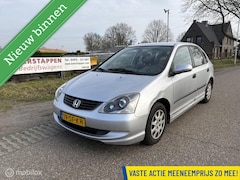 Honda Civic - 1.4i LS AIRCO let op lekt olie op klepdekselpakking