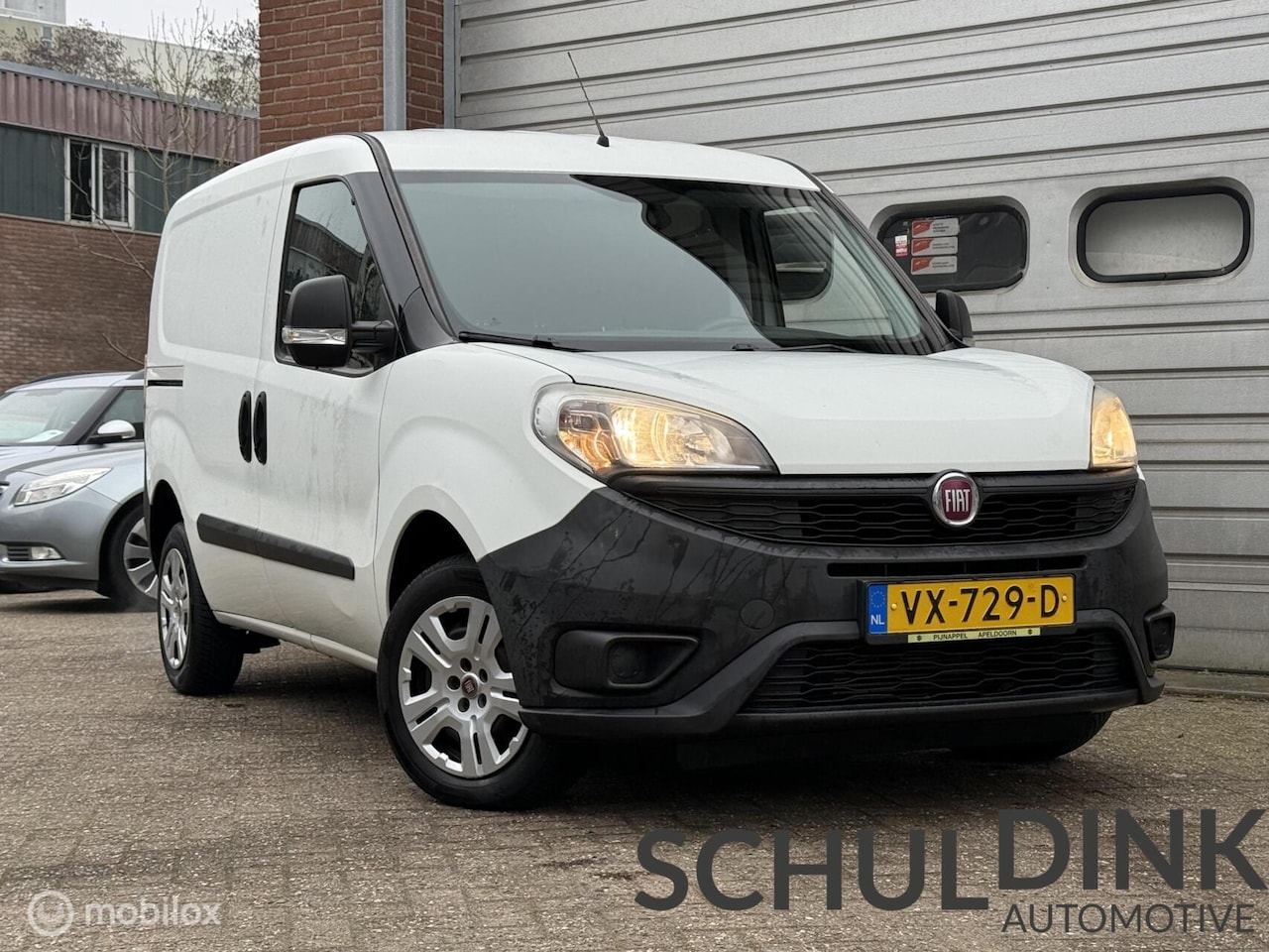 Fiat Doblò Cargo - 1.3 MJ L1H1 Actual SCHUIFDEUR|AIRCO|NETTE BUS - AutoWereld.nl