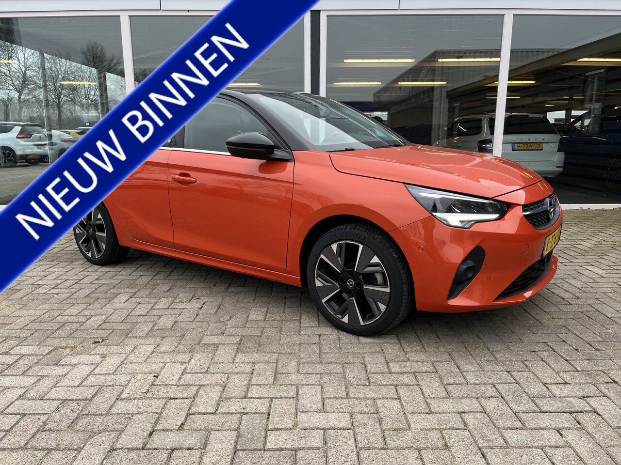 Opel Corsa-e - Elegance 50 kWh Lmv / Pdc / Led / Camera / Carplay - AutoWereld.nl