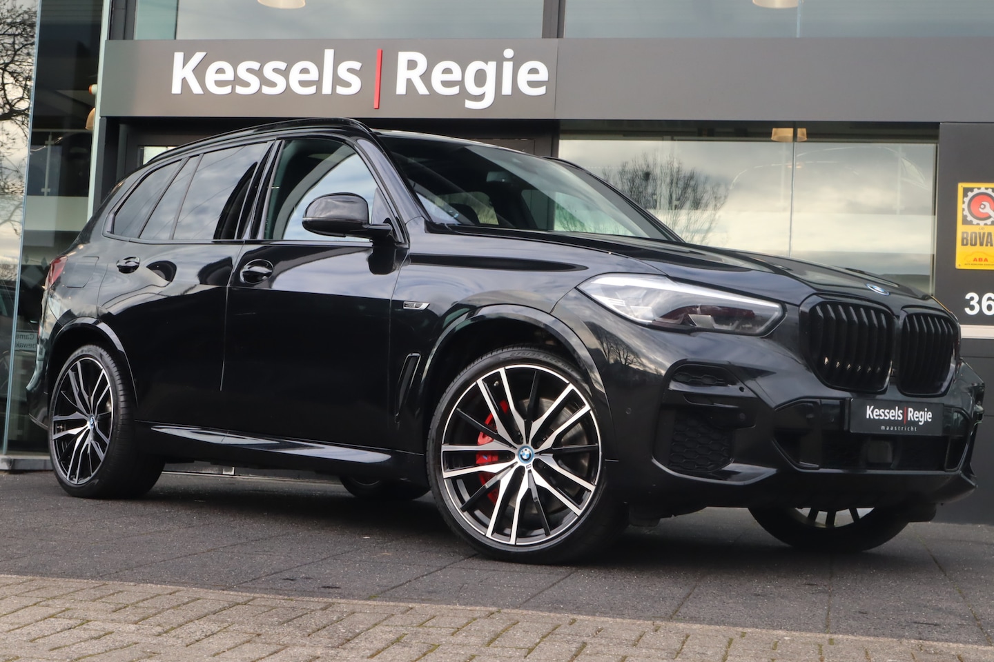 BMW X5 - xDrive45e M-sport Pano Memory 22” Ambient HiFi Camera Comfortstoel - AutoWereld.nl