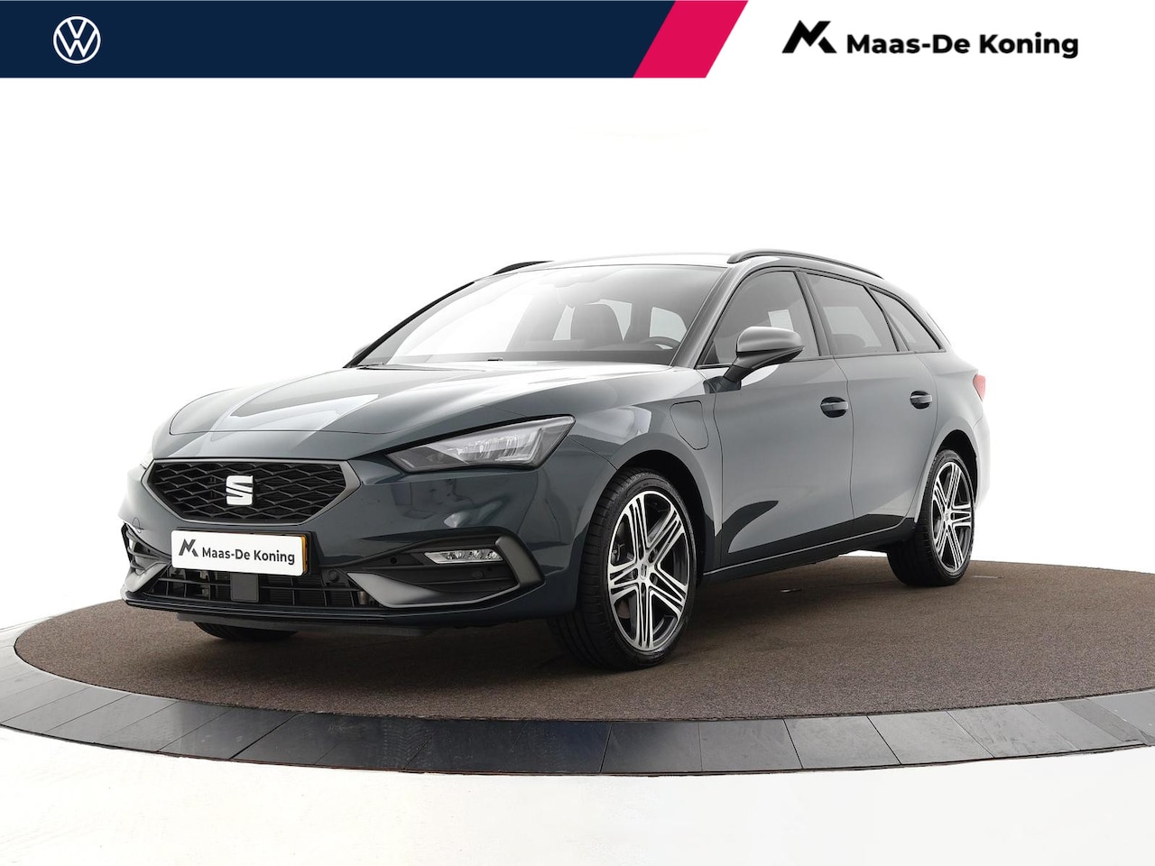 SEAT Leon Sportstourer - 1.5 TSI 204pk DSG e-Hybrid FR Business · Camera · Apple/Android Car Play · P-Sensoren · 18 - AutoWereld.nl