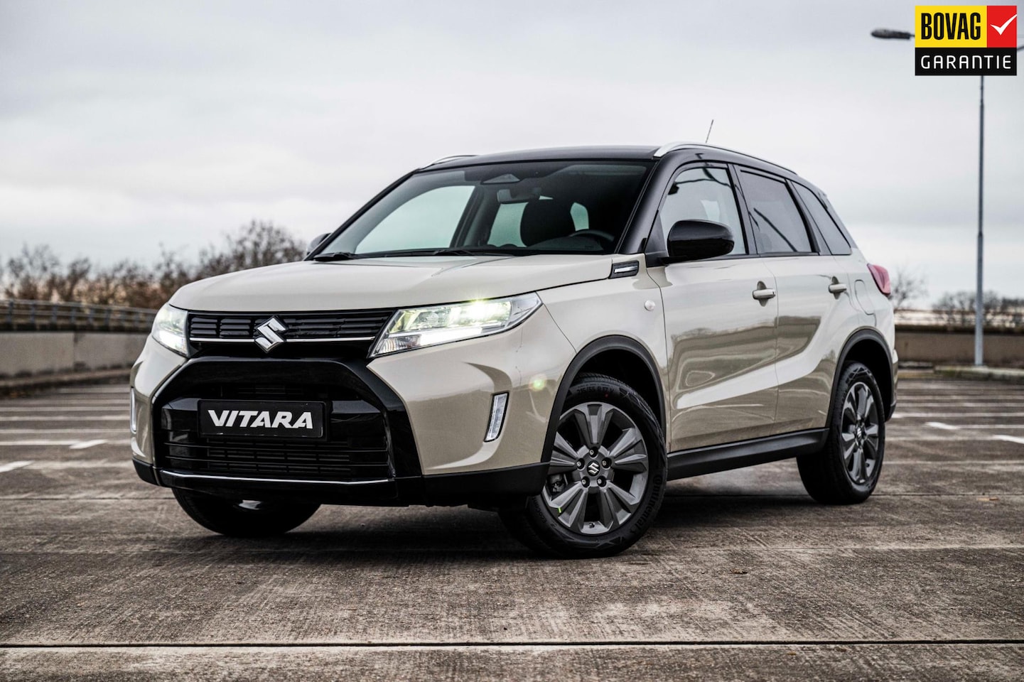 Suzuki Vitara - 1.4 Boosterjet Select Smart Hybrid AllGrip | Airco/Clima | Adaptive Cruise Control | Navig - AutoWereld.nl