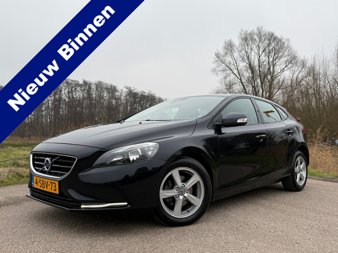 Volvo V40 - 1.6 D2 Kinetic | slechts 161.501 km | Business Pack Pro | Navi | Clima | 16" Velgen | PDC - AutoWereld.nl