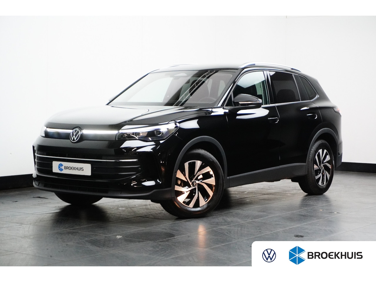Volkswagen Tiguan - 1.5 eTSI 150PK DSG-7 Life Edition | TREKHAAK | STANDKACHEL | STOEL + STUURVERW. | CAMERA | - AutoWereld.nl