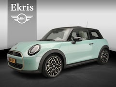 MINI Cooper - 3-deurs C Automaat / Favoured Trim / Pakket M / Panoramadak / Park assist / Head-up / Alu