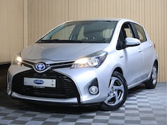 Toyota Yaris - 1.5 Full Hybrid Dynamic BLEUTOOTH CLIMATRONIC'15