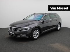Volkswagen Passat Variant - 1.5 TSI Style Business 150 PK| Dealer Onderhouden | Trekhaak | Achteruitrijcamera | Verwar
