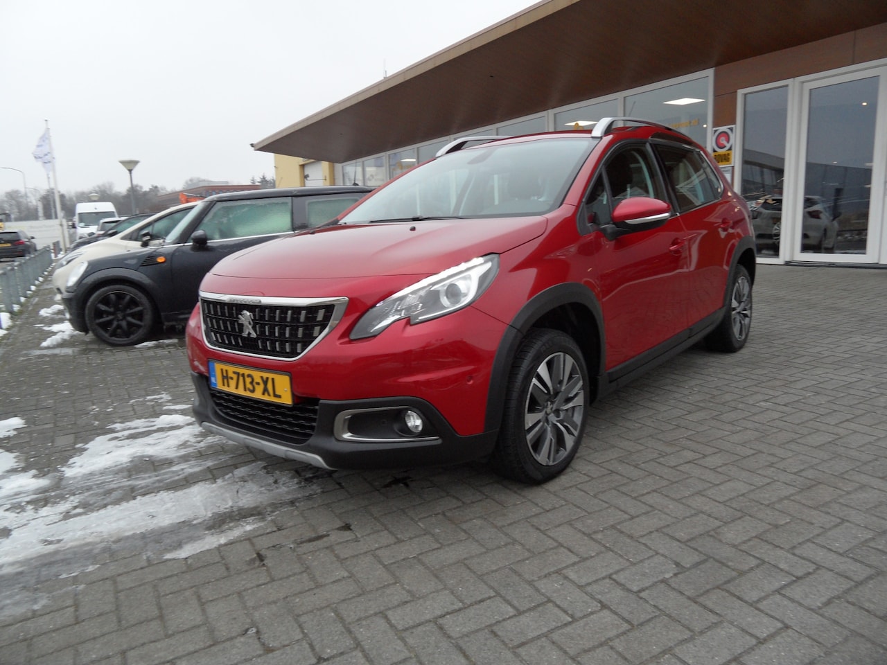 Peugeot 2008 - 1.2 PureTech Allure 1.2 PureTech Allure - AutoWereld.nl